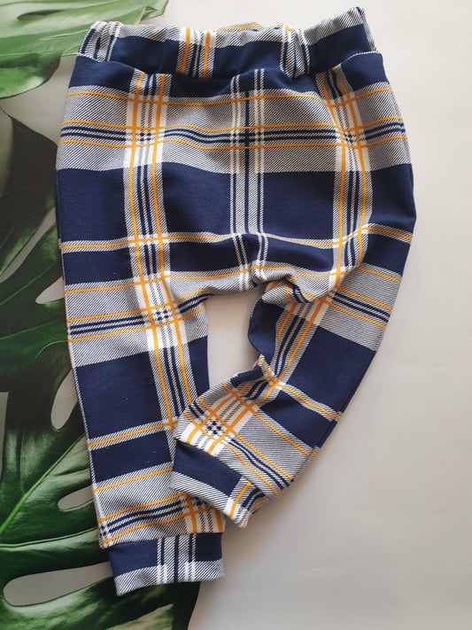 Eleganckie i wygodne  spodnie  baggy dla chłopca GRANATOWA  KRATA